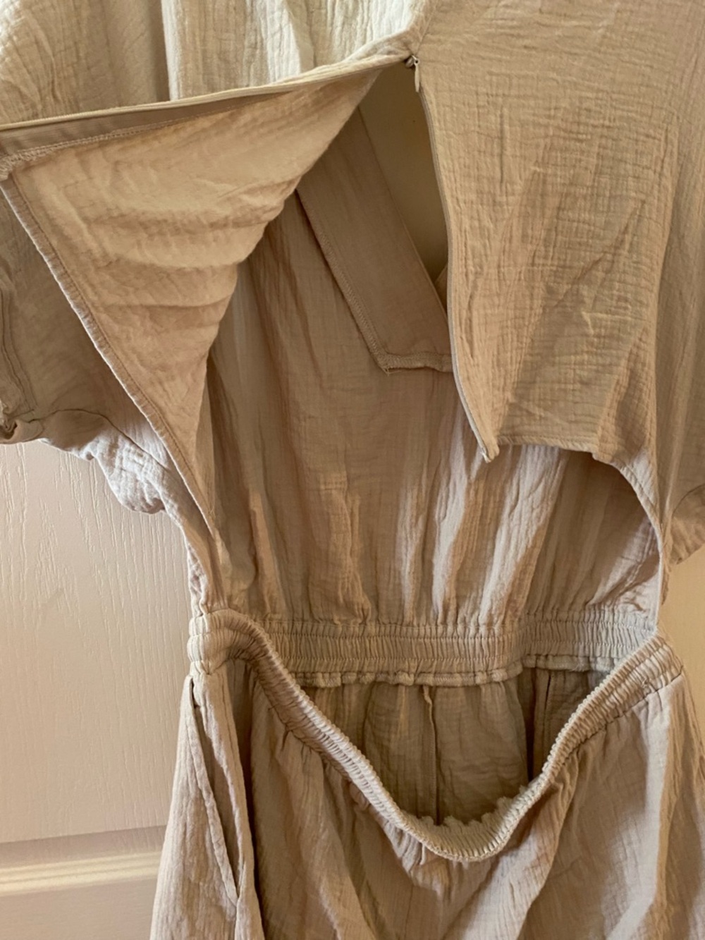 nwt CUPSHE 100% Cotton Drawstring Plunging V-Neck Romper in Neutral - XL - Picture 10 of 13